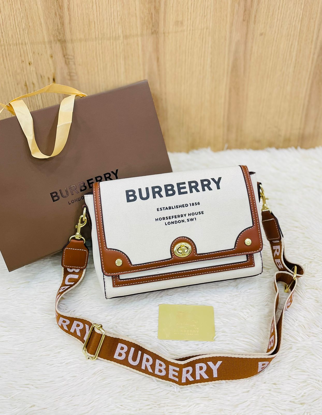 BURBERRY Vintage Check Shoulder Bag