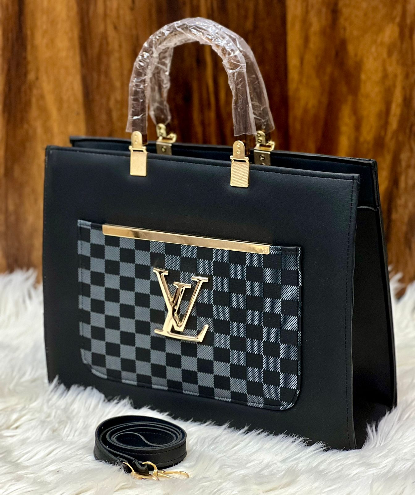 Louis Vuitton Chic Checkered Tote Bag