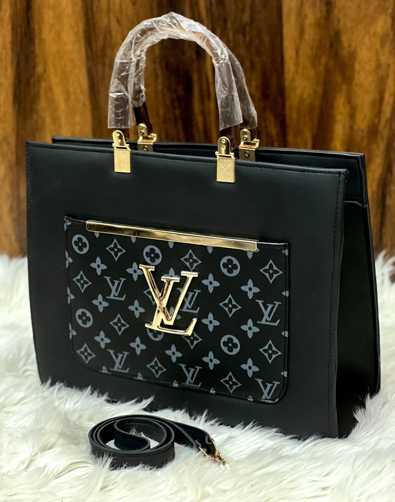 Louis Vuitton Chic Checkered Tote Bag